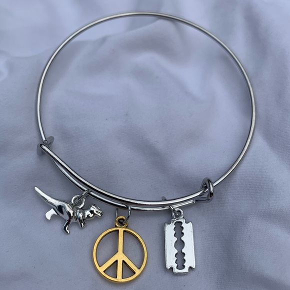 Brand New! Handmade! Adjustable Charm Bangle Bracelet! - Picture 6 of 6